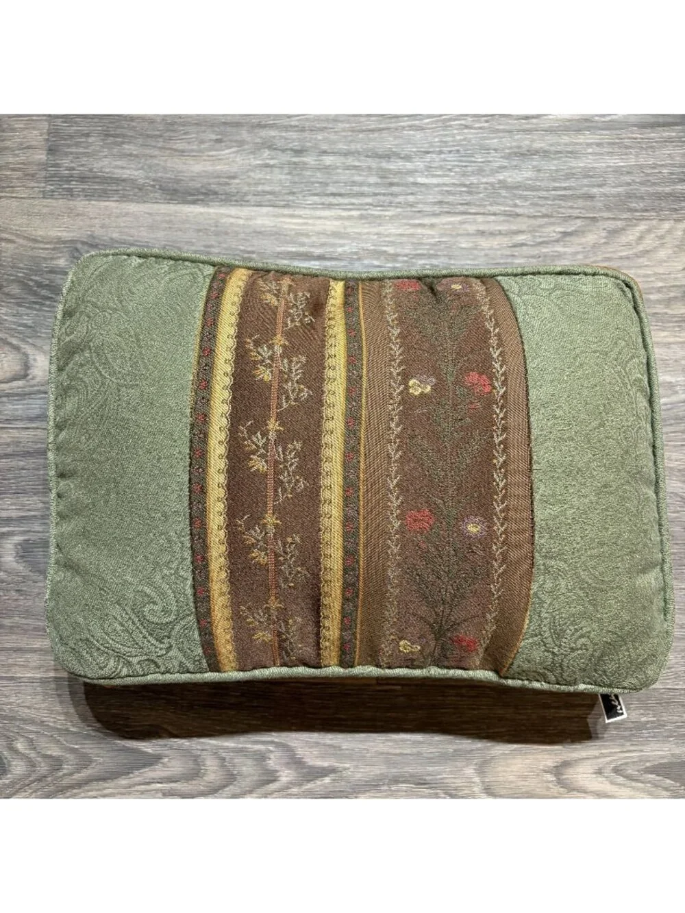 Newport tapestry lumbar